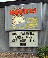 Omaha Hooters location